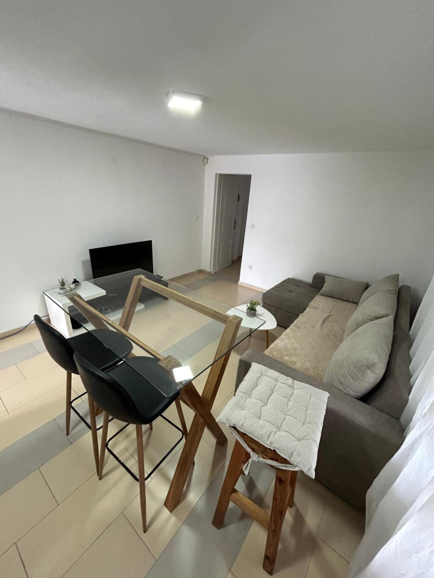 Apartmani Star Tuzla Ngoại thất bức ảnh