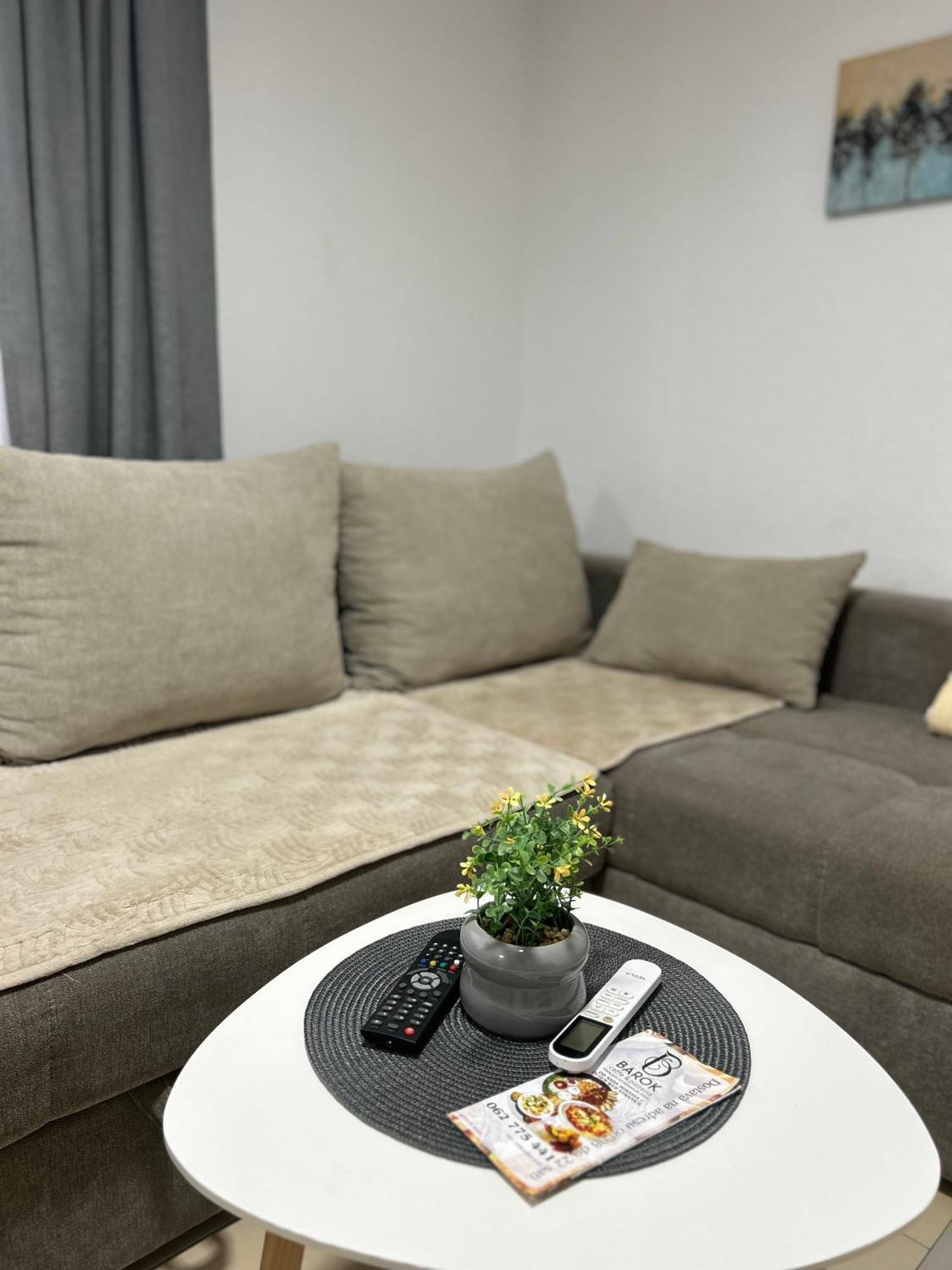 Apartmani Star Tuzla Ngoại thất bức ảnh